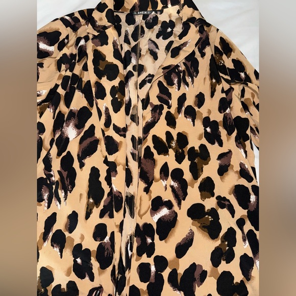 🚫SOlD🚫 SHEIN Short and blazer Matching Set - Picture 5 of 9